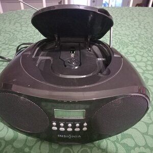 Insignia CD Radio Player